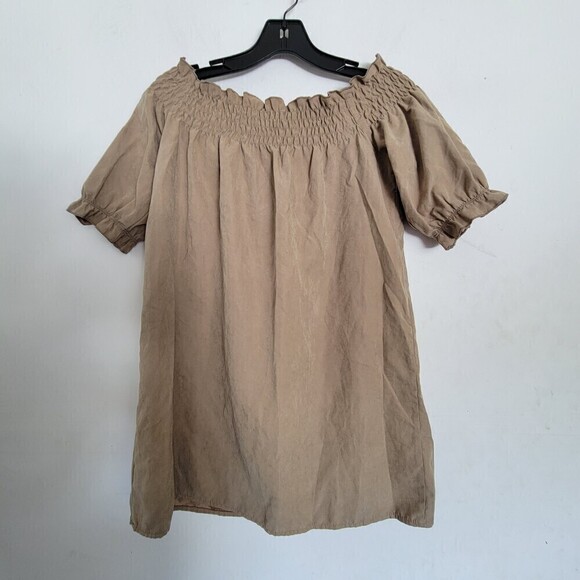 Toby Heart Ginger 100% Cotton Green Tan Smocked Short Sleeve Faux Suede Blouse - Picture 3 of 11